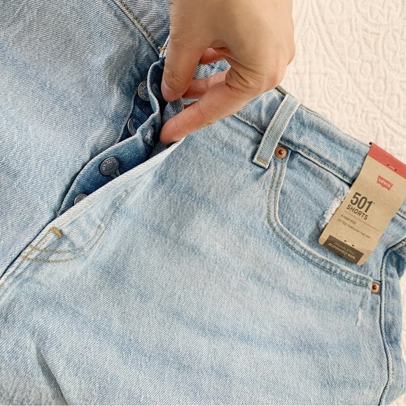 Levi's 501 Original High-Rise Distressed Denim Shorts - Picture 3 of 3